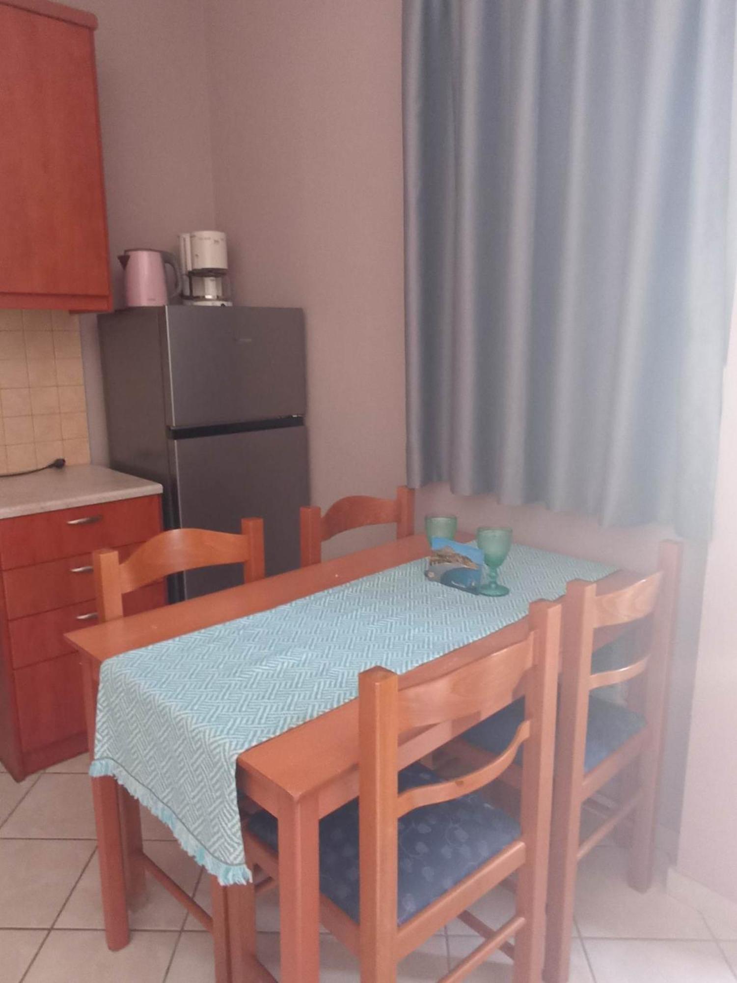 Evangelia Karfás Zimmer foto